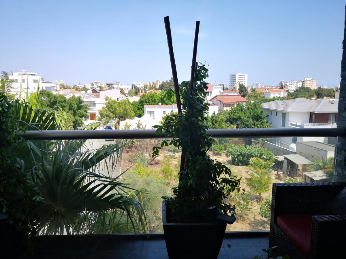 Fine Designed Flat 302 Apartment Larnaca Bagian luar foto